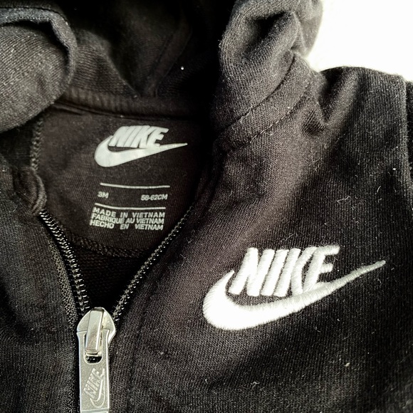 Baby Nike Bundle - Picture 4 of 4